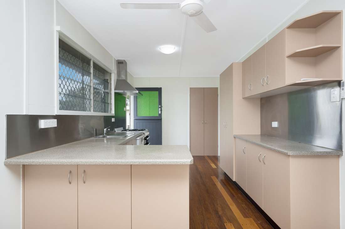 45 Cuthbert Crescent, Vincent - Thumbnail 5