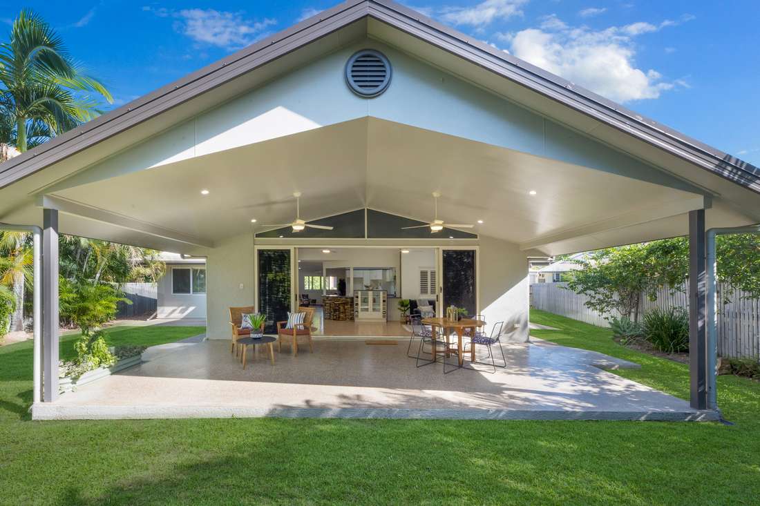 76 Southern Cross Circuit, Douglas - Image 1