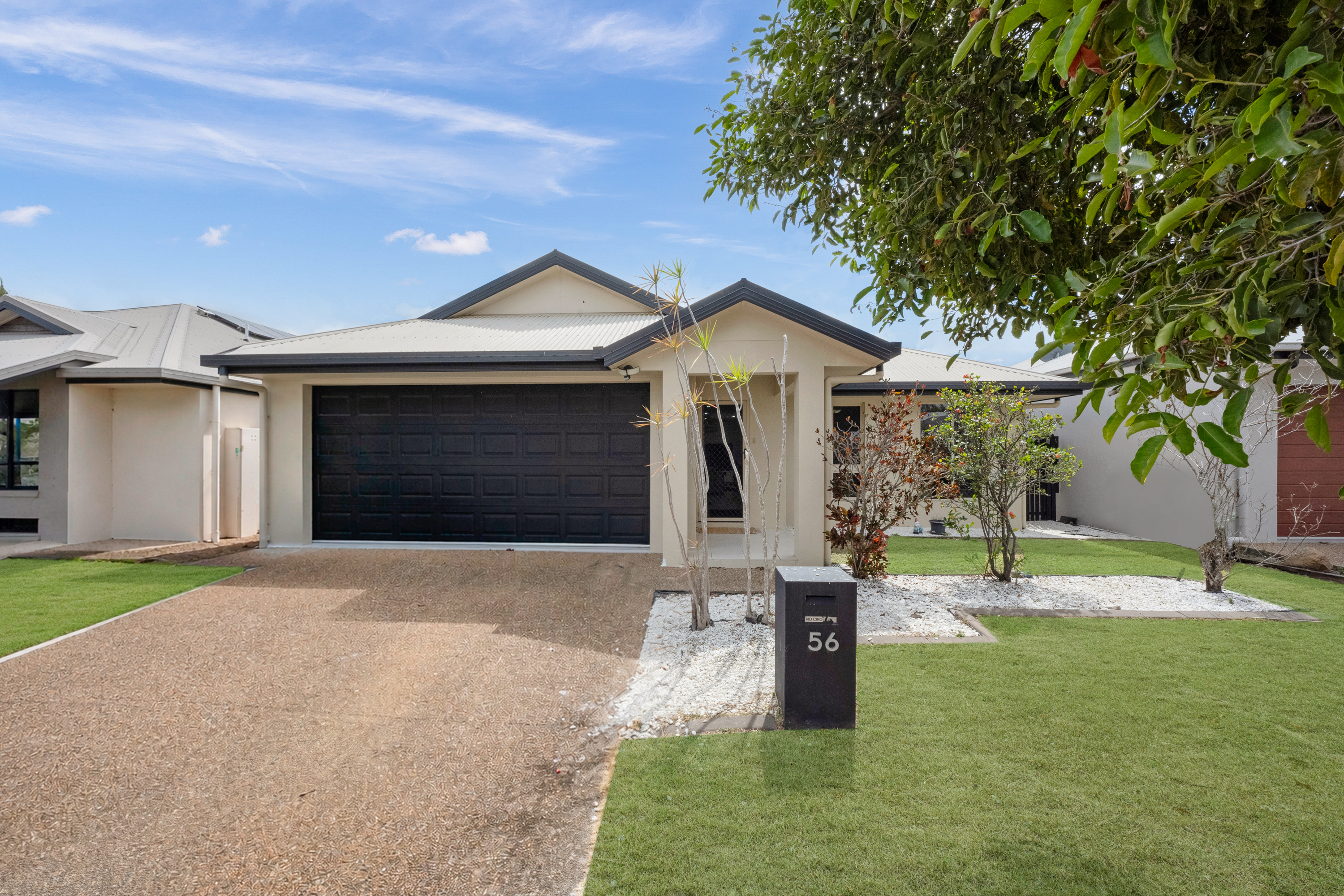 56 Waterlily Circuit, Douglas - Image 1