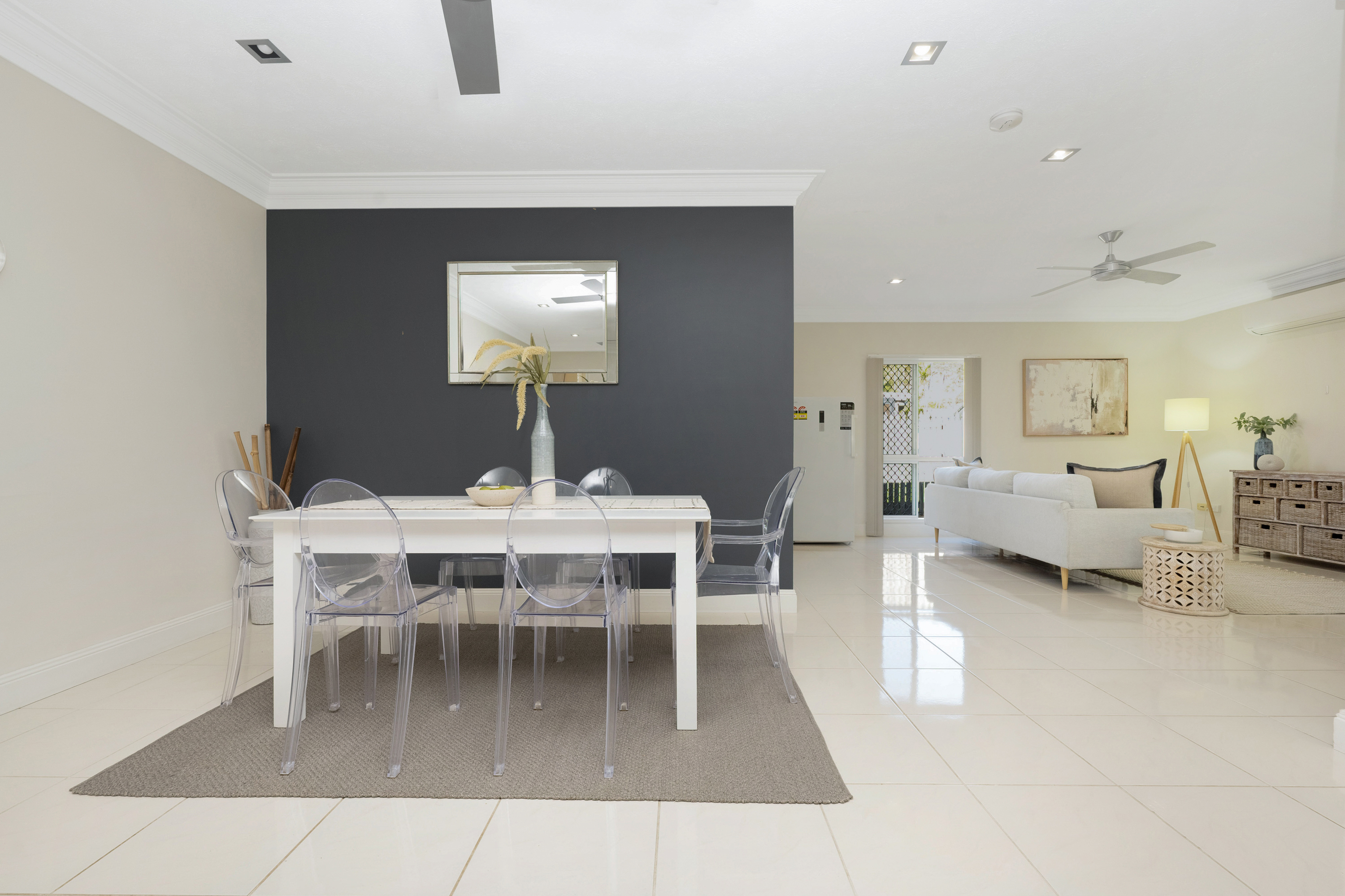 9 Saint Ives Street, Mount Louisa - Thumbnail 4