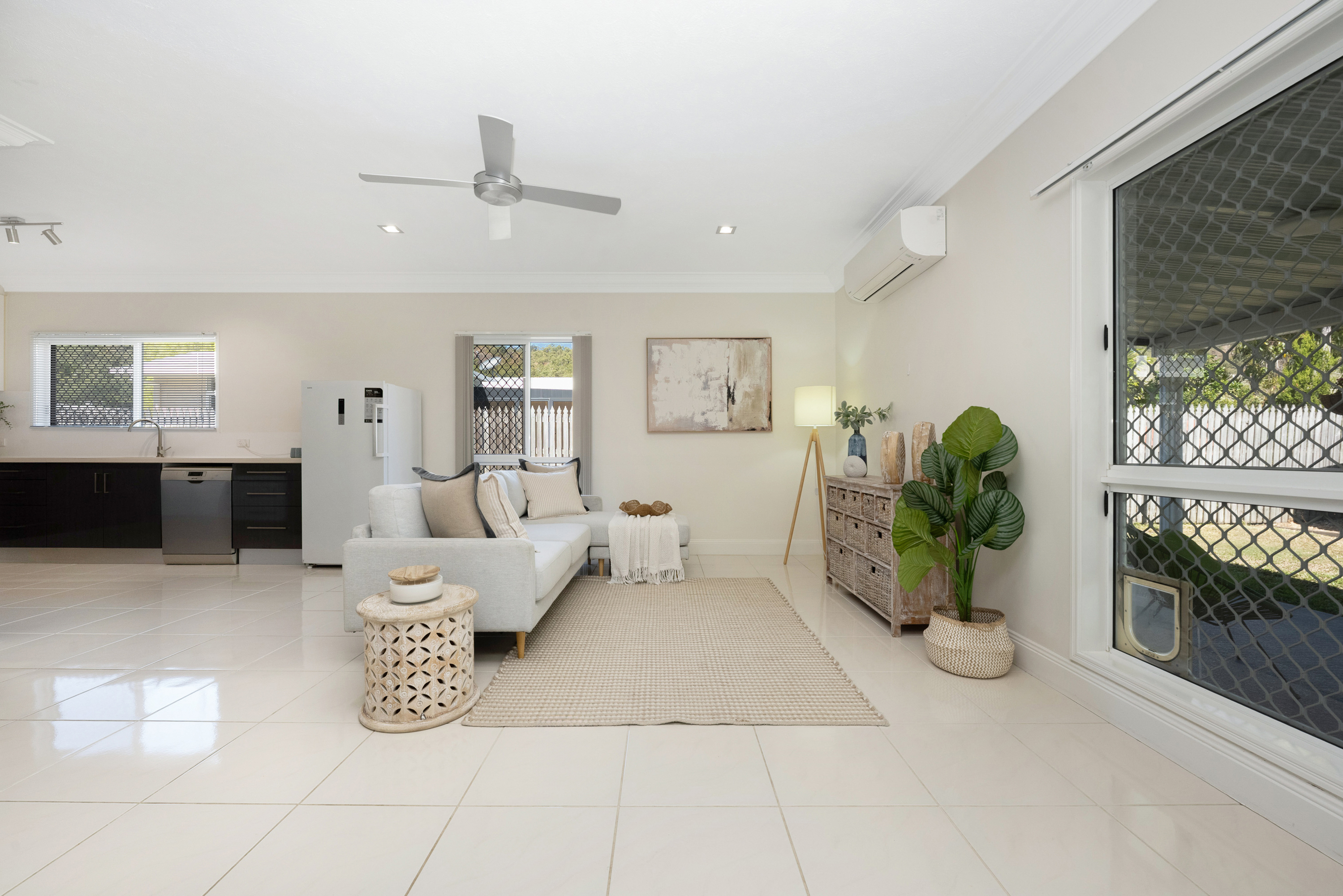 9 Saint Ives Street, Mount Louisa - Thumbnail 8