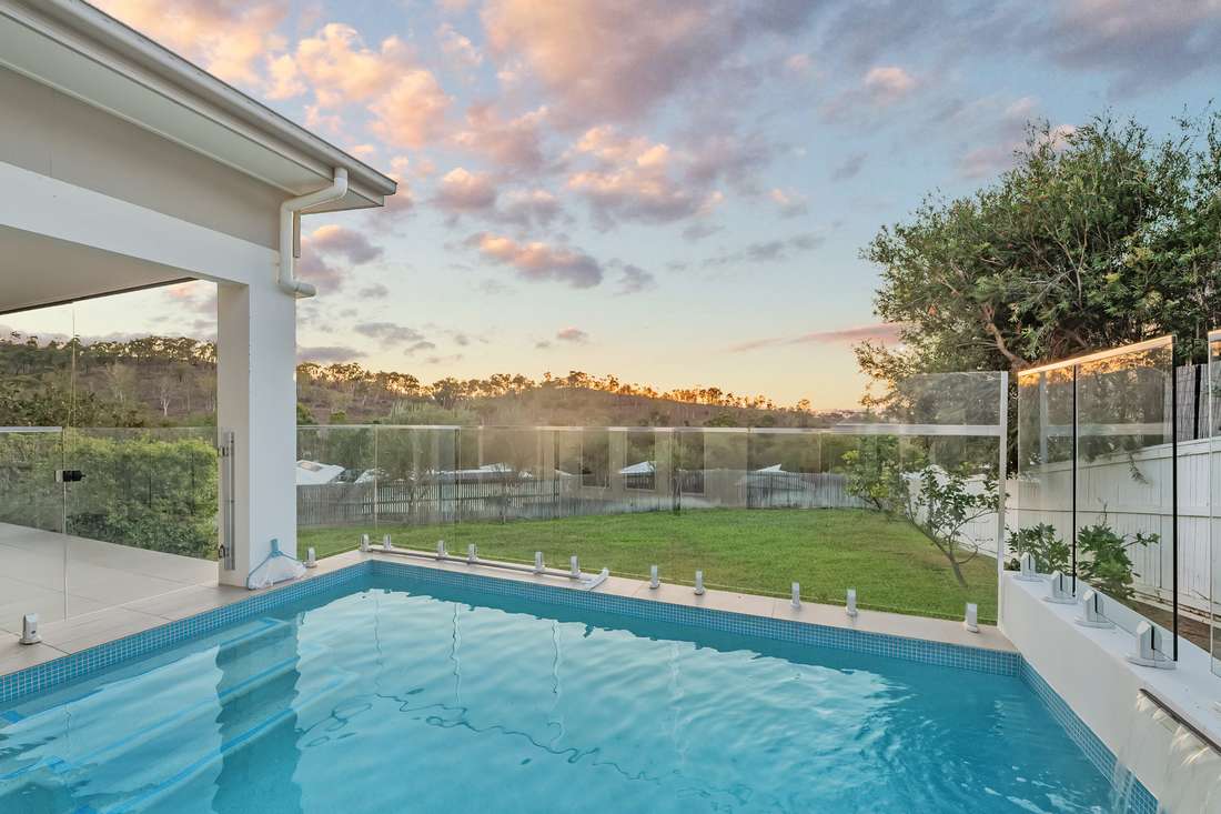 41 Elford Place, Mount Louisa - Thumbnail 3