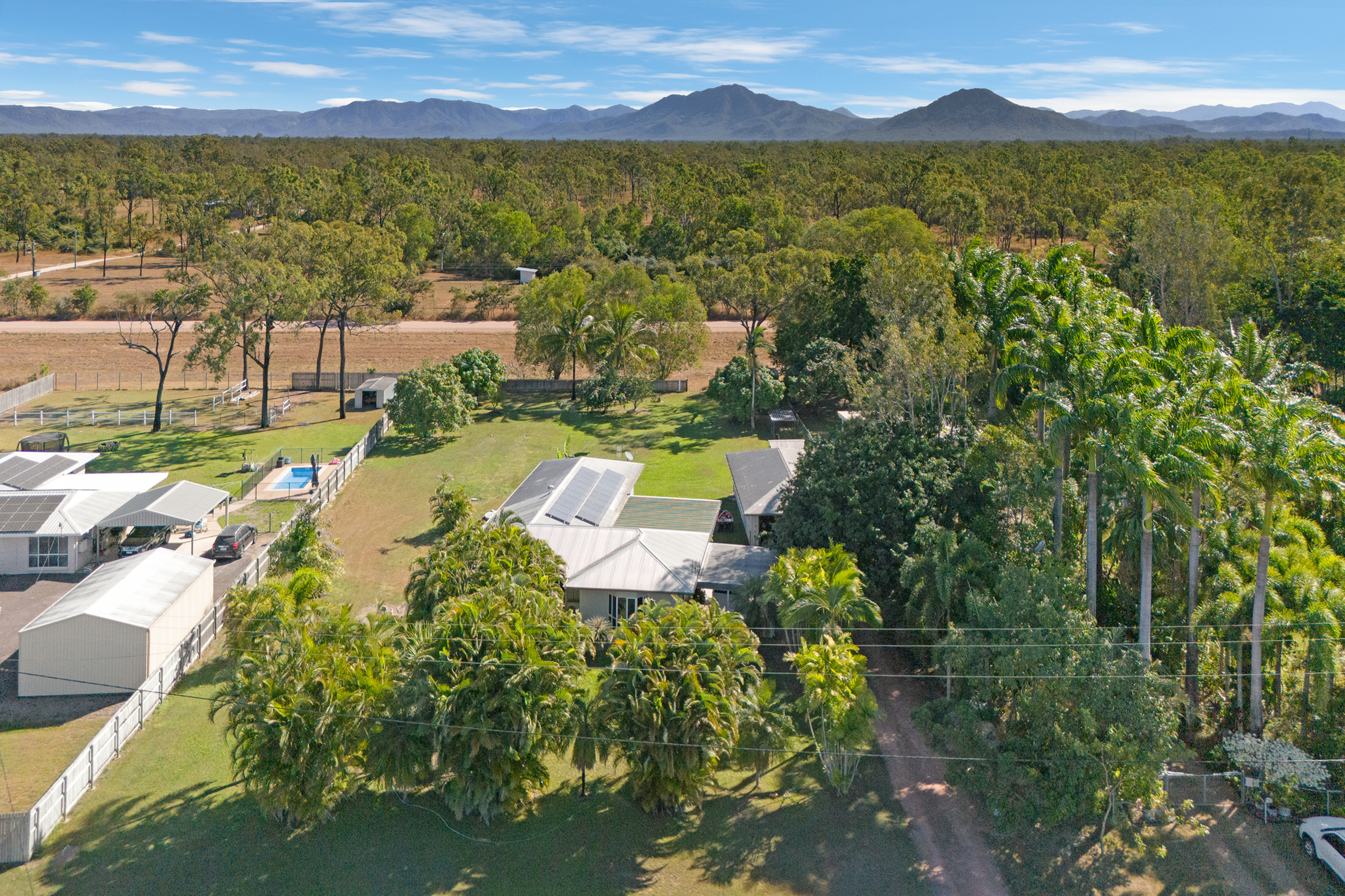 81 Gibraltar Road, Rangewood - Image 1