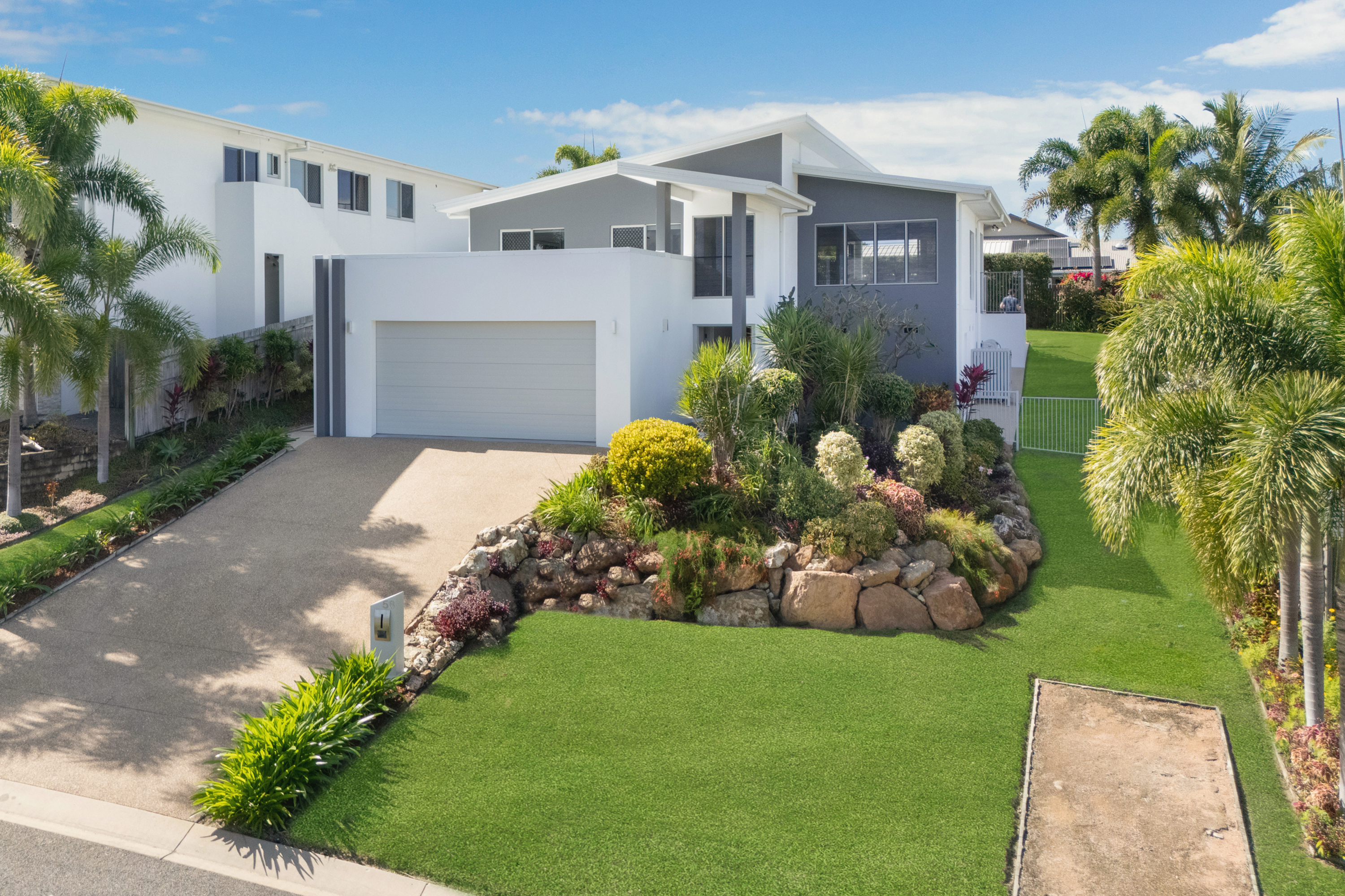 58 Elford Place, Mount Louisa - Image 1