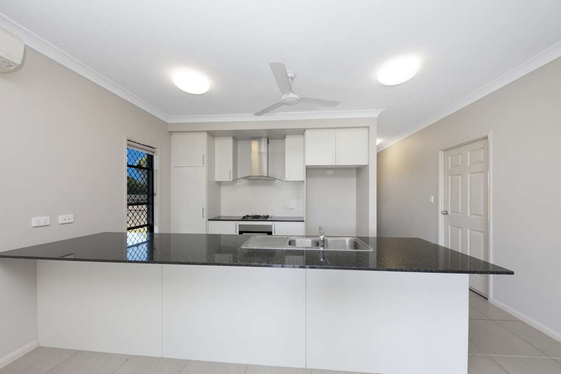 24 Sunhaven Boulevard, Burdell - Thumbnail 4