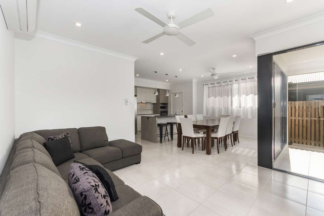34 Savannah Chase, Burdell - Thumbnail 3