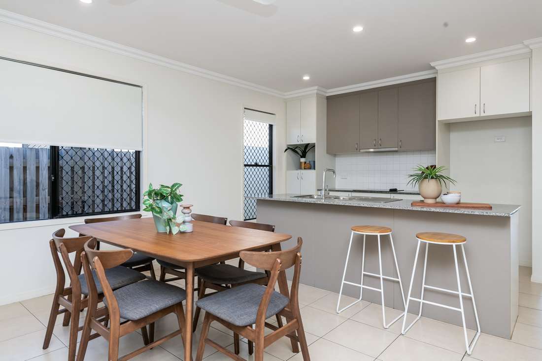 54 Biscayne Street, Burdell - Thumbnail 2