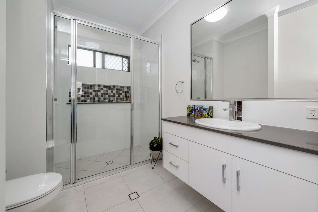 10 Wainscot Street, Shaw - Thumbnail 6
