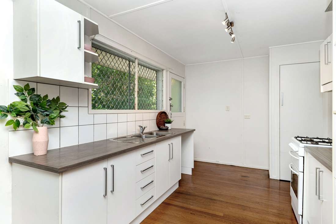 12 Clements Crescent, Vincent - Thumbnail 3