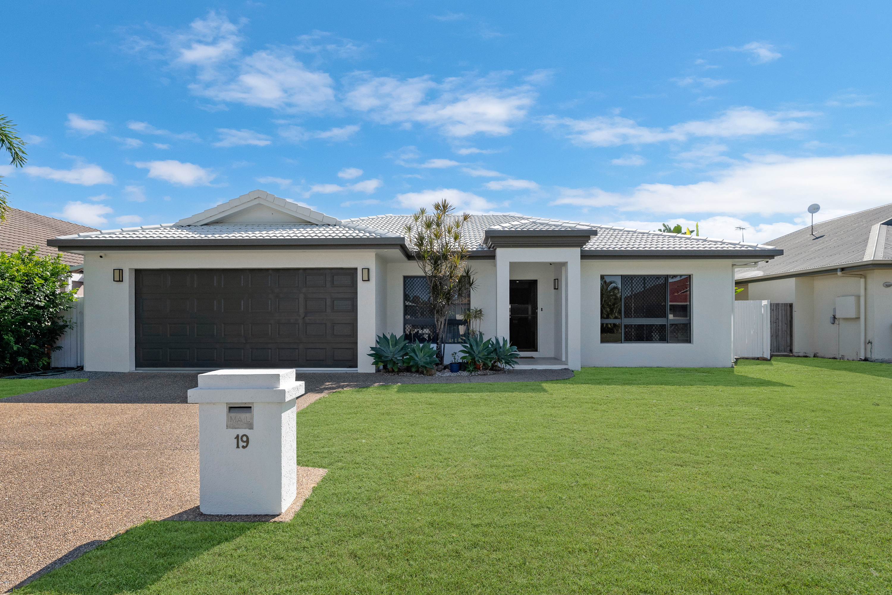 19 Springbank Circuit, Idalia - Thumbnail 2