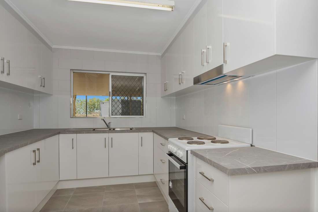 3 Mckinnon Road, Black River - Thumbnail 7