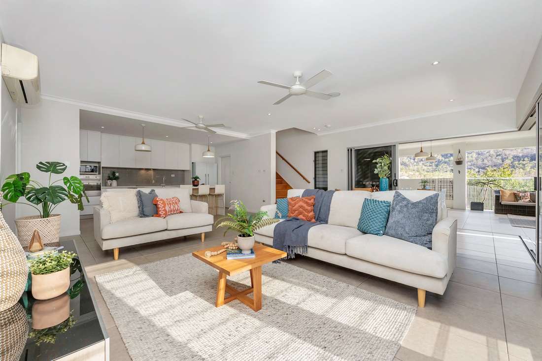 41 Elford Place, Mount Louisa - Thumbnail 2