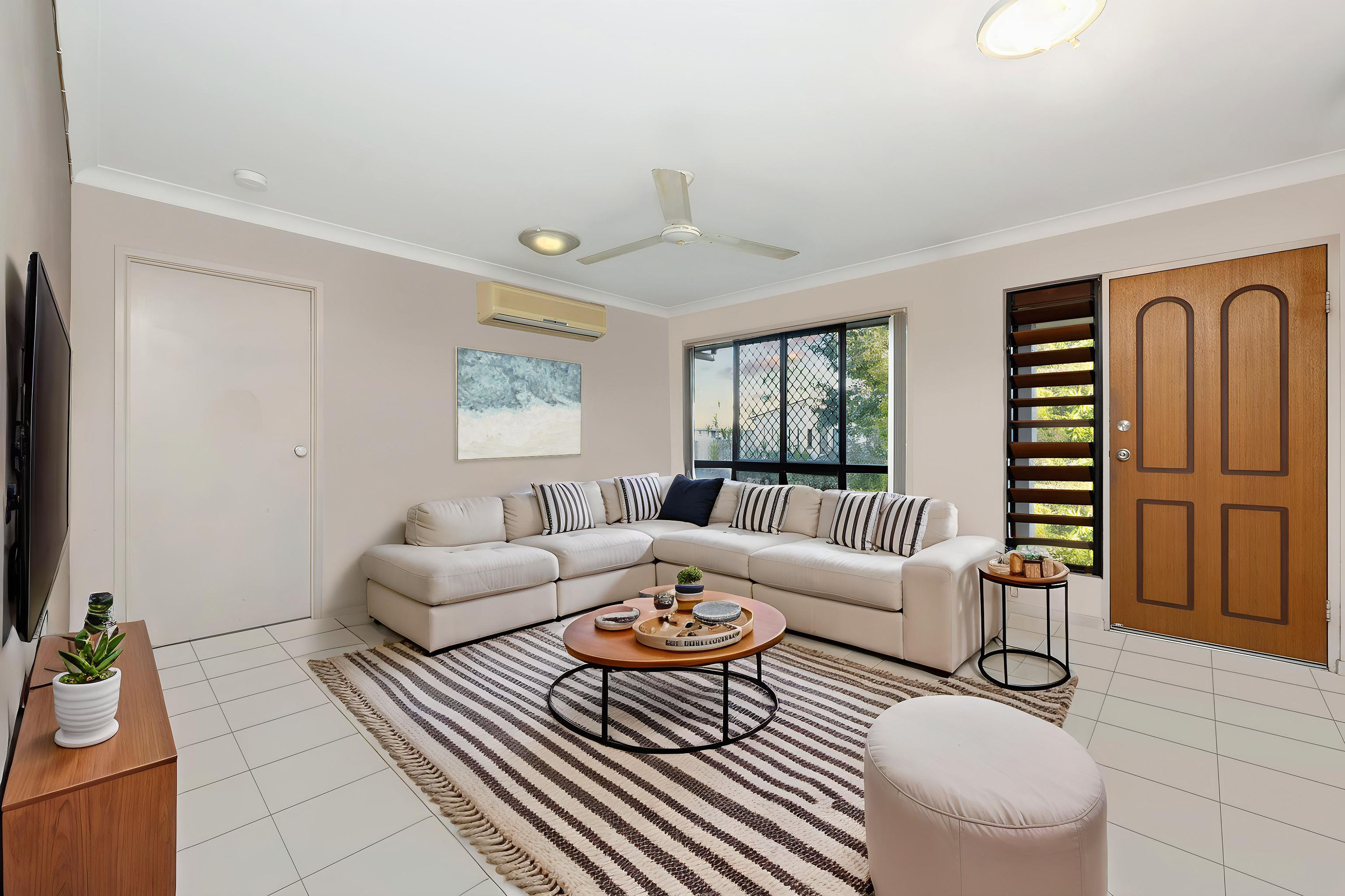 7 Shoveler Court, Condon - Thumbnail 2