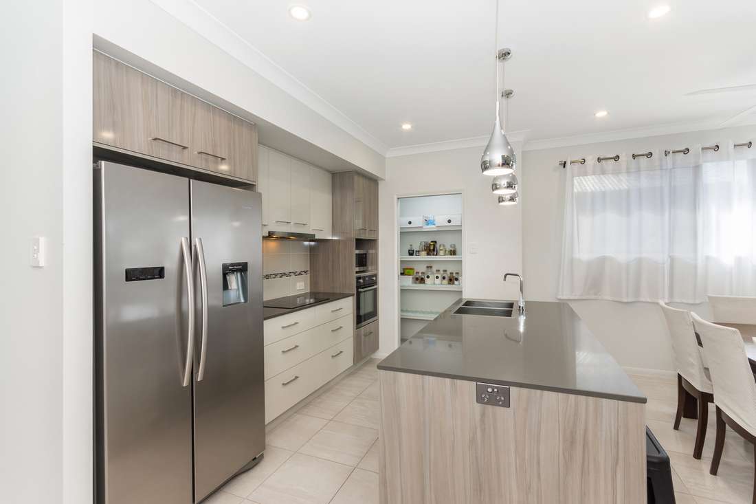 34 Savannah Chase, Burdell - Thumbnail 2