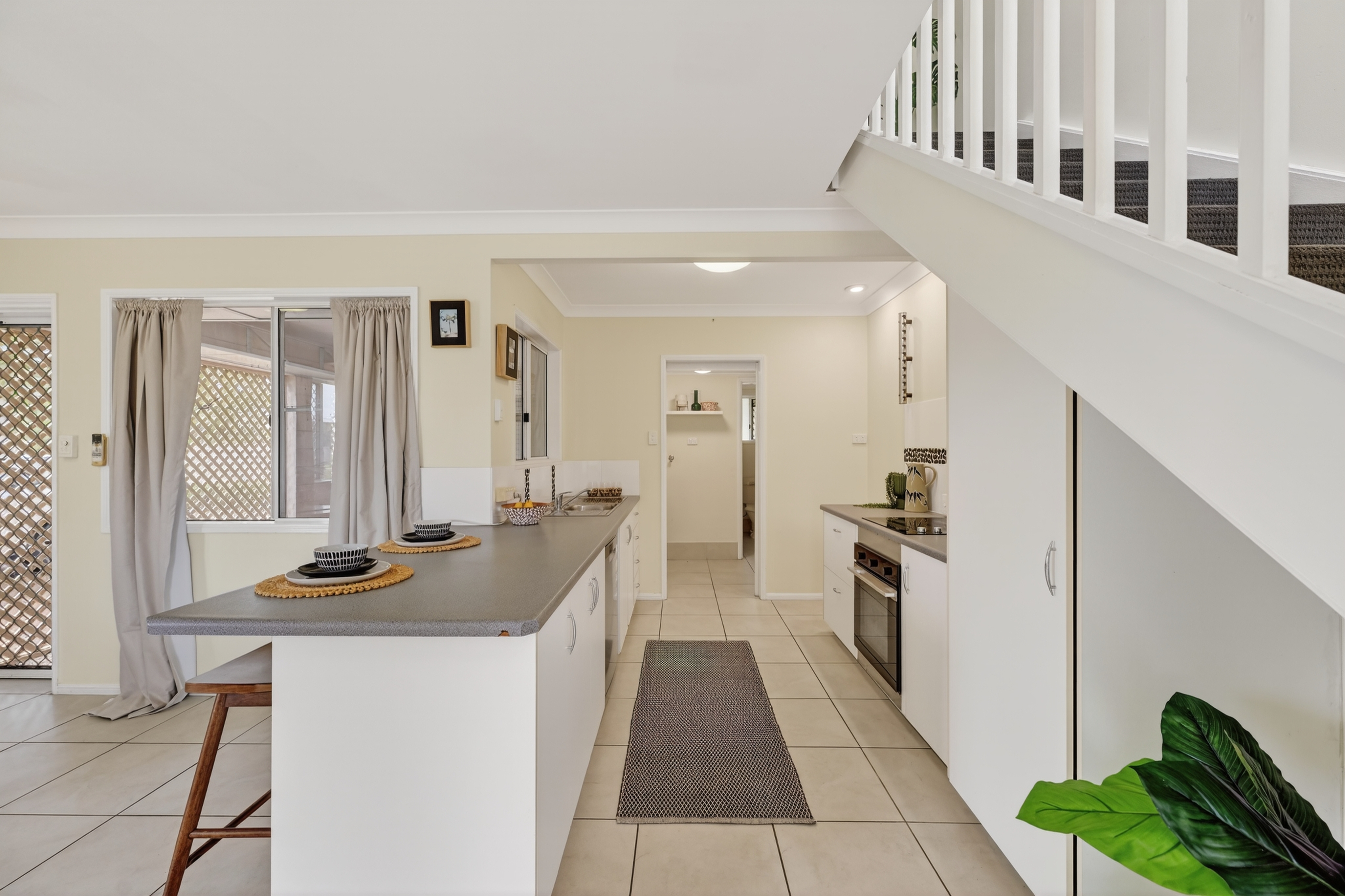 1/22 Gladstone Street, Pimlico - Thumbnail 6
