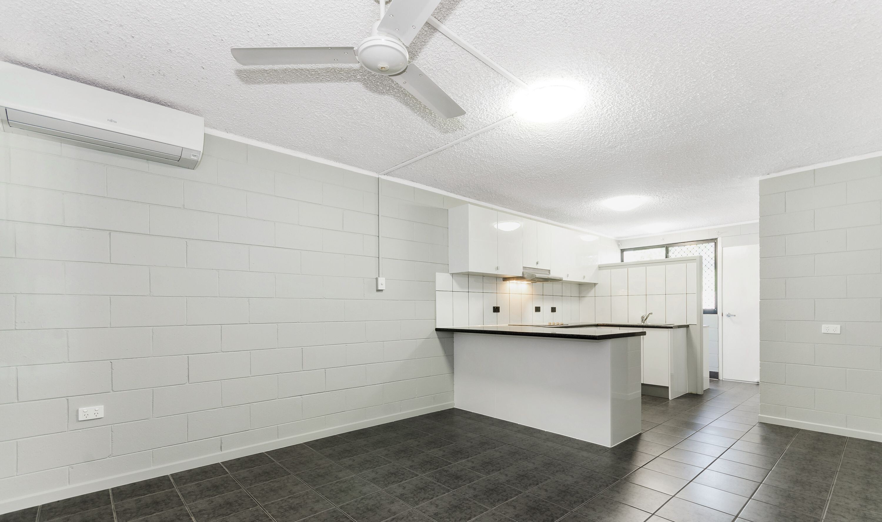 2/8 Barron Street, West End - Thumbnail 2