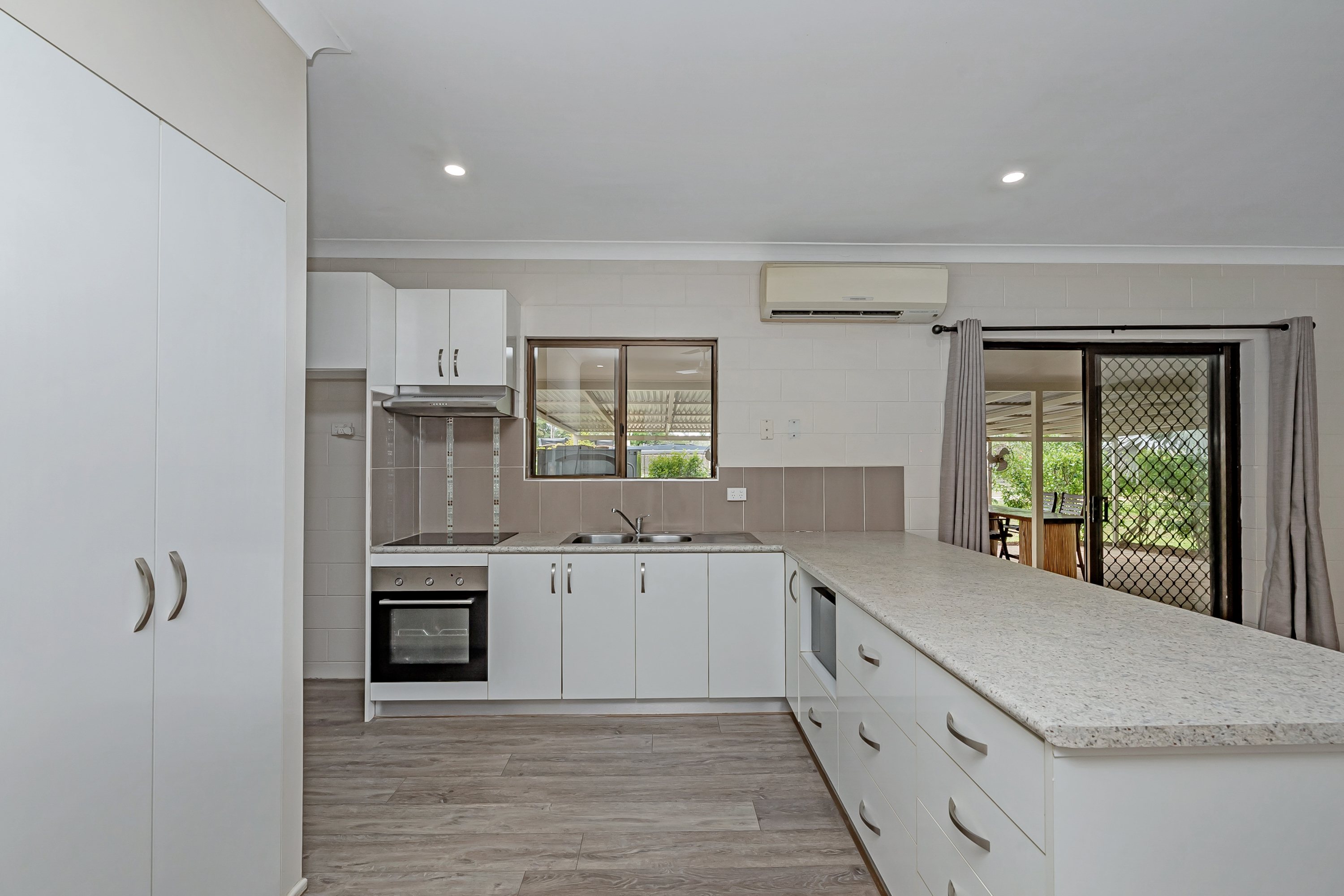 22 Heferen Crescent, Black River - Thumbnail 6