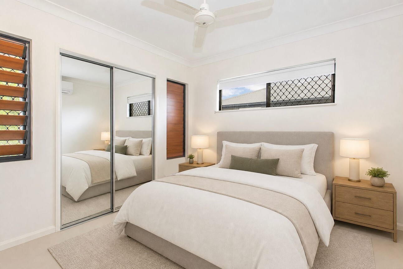 Photo 7 of 17 Carabeen Court, Mount Low