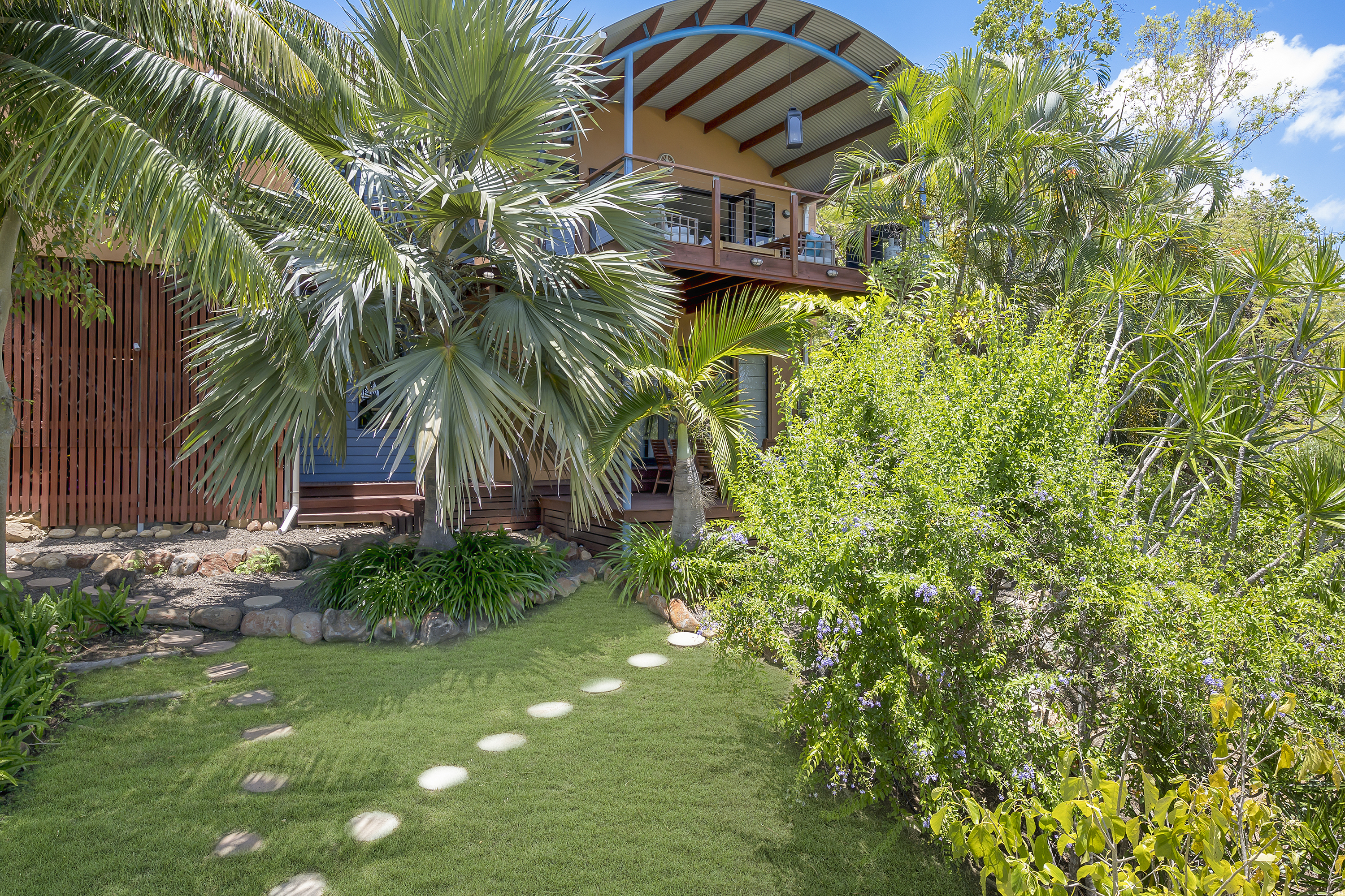 4 Nayla Court, Mount Louisa - Thumbnail 3