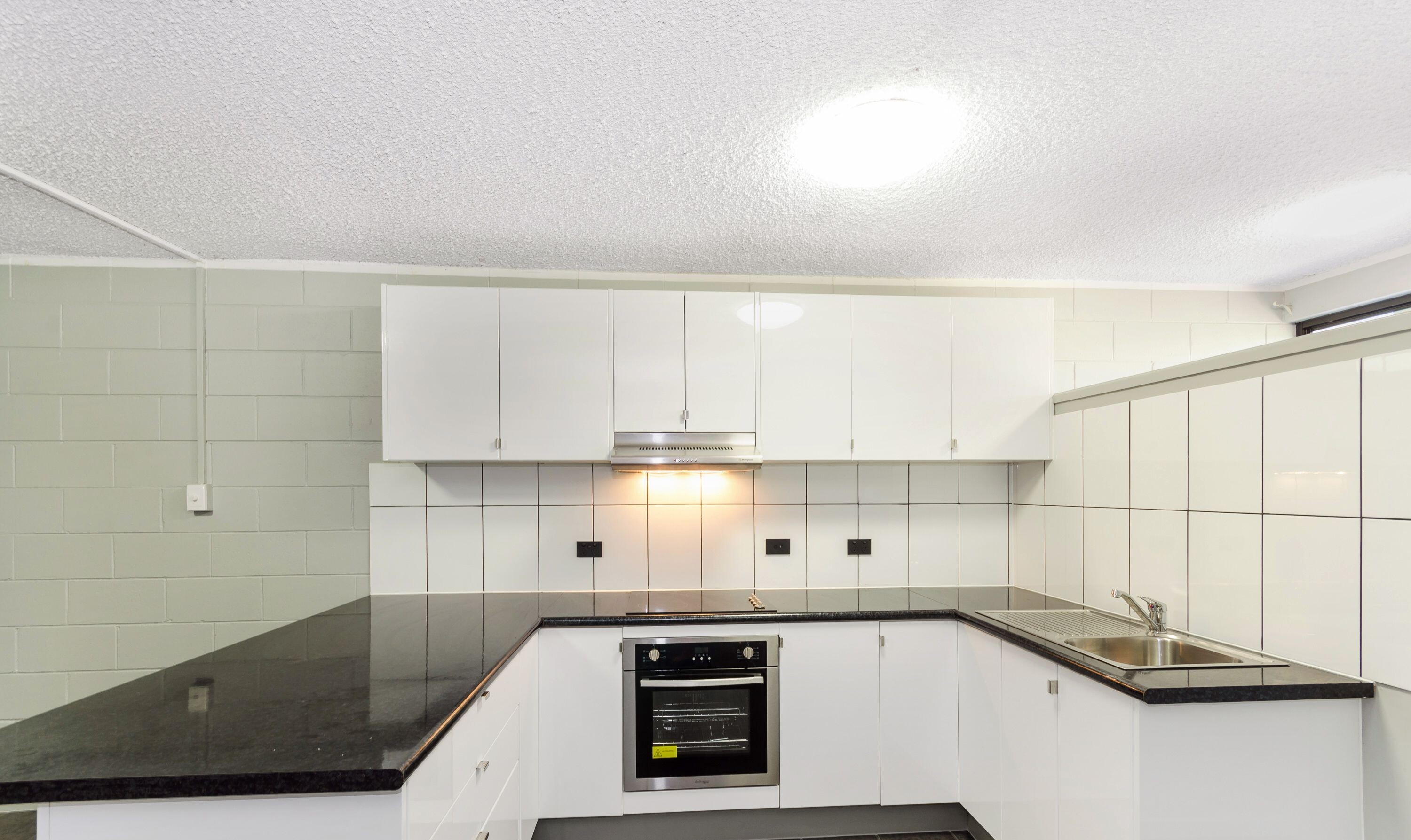 2/8 Barron Street, West End - Thumbnail 5