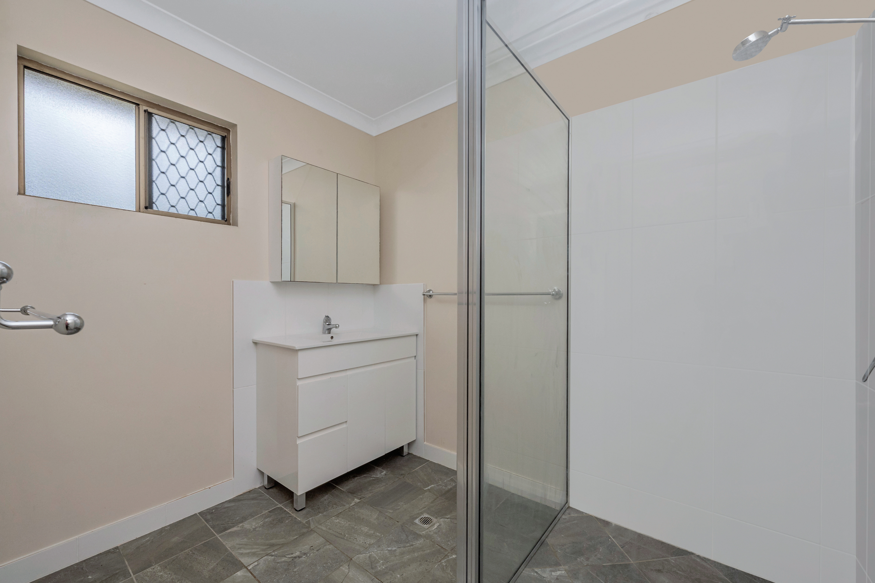 4/16 Cowley Street, West End - Thumbnail 6