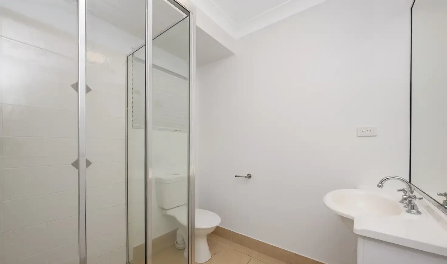 26 Woodwark Drive, Bushland Beach - Thumbnail 8