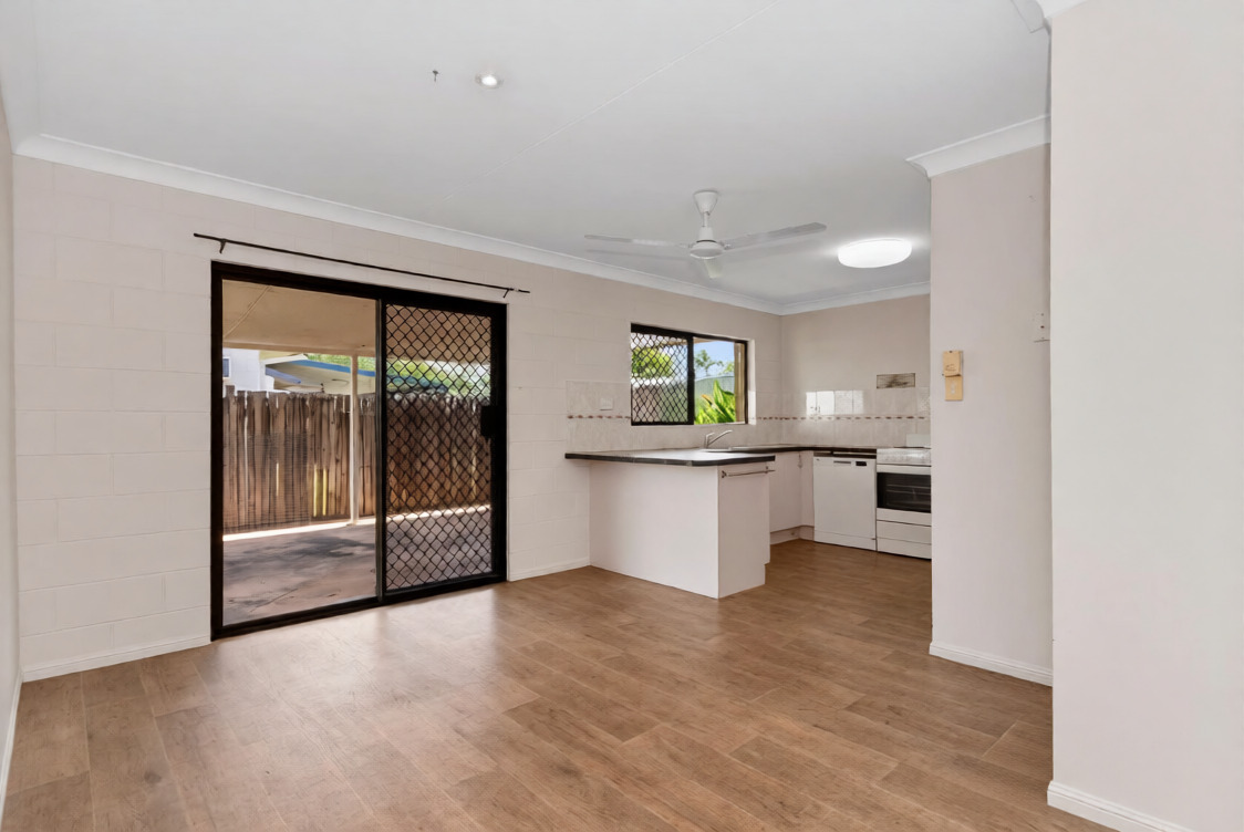 Photo 2 of 31 Lawrence Street, Kelso
