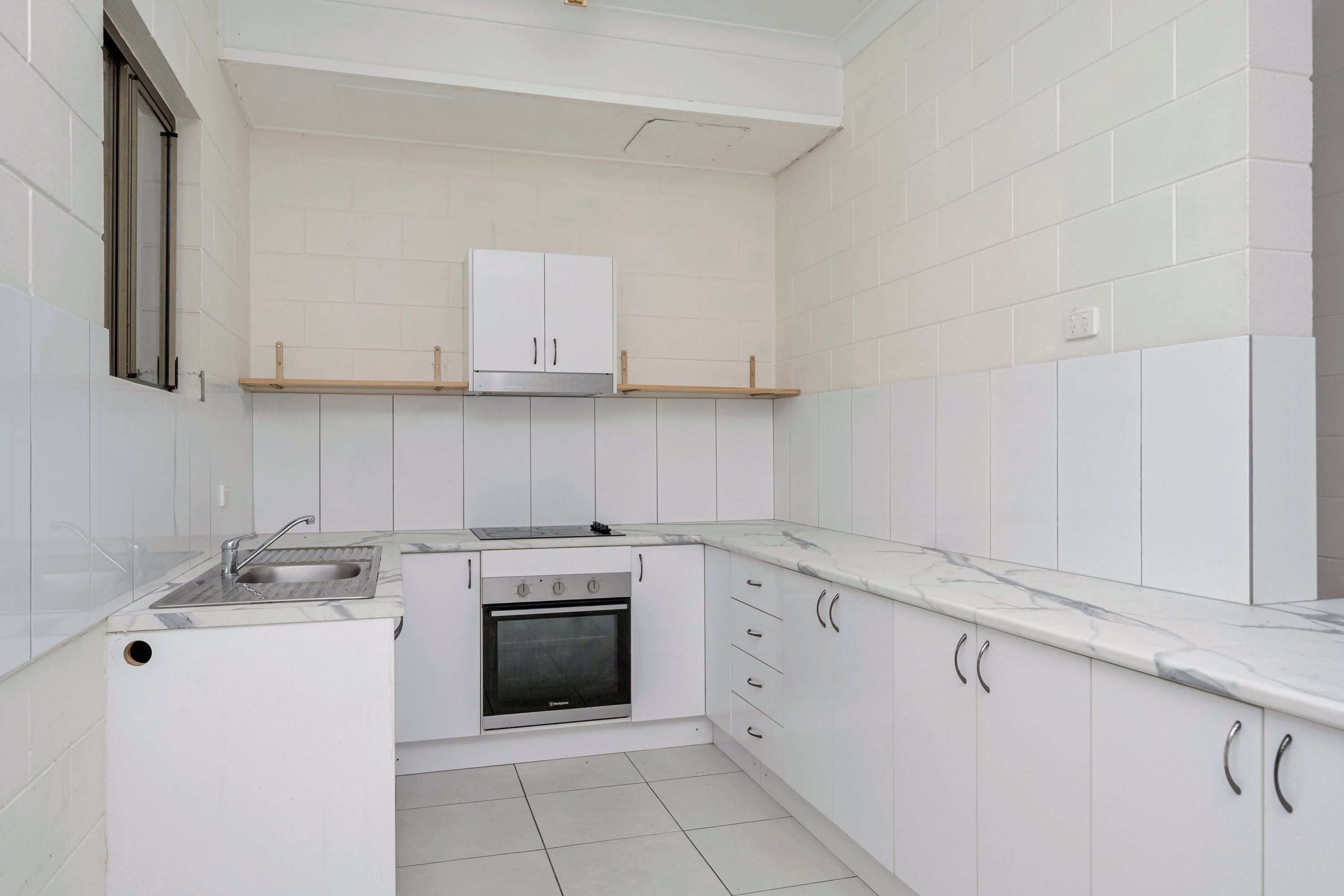 4/16 Cowley Street, West End - Thumbnail 3