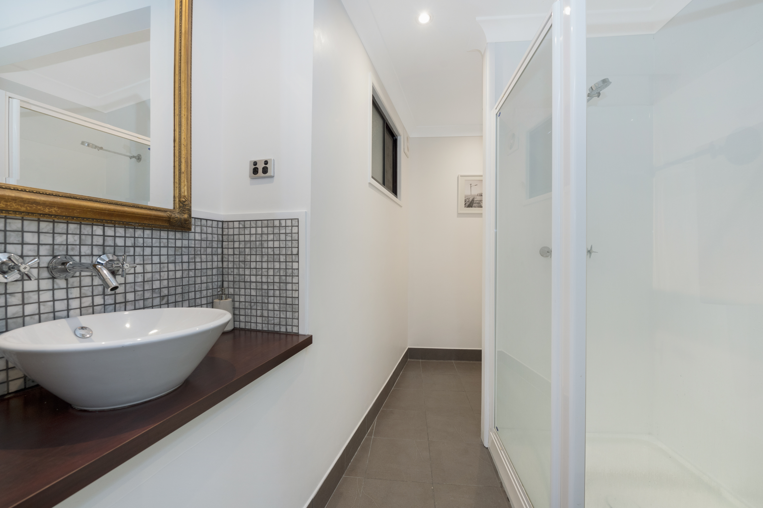 4 Nayla Court, Mount Louisa - Thumbnail 7