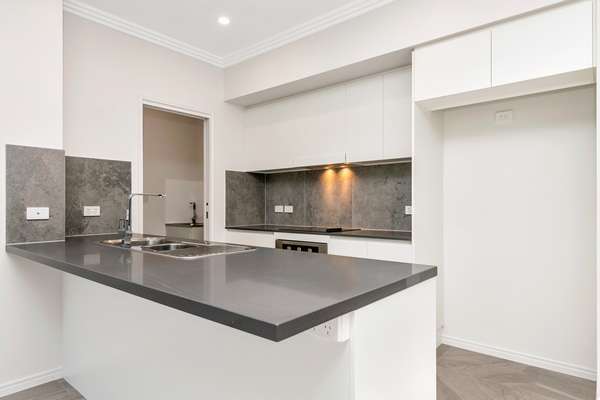 34 Havenside Drive, Garbutt - Thumbnail 2