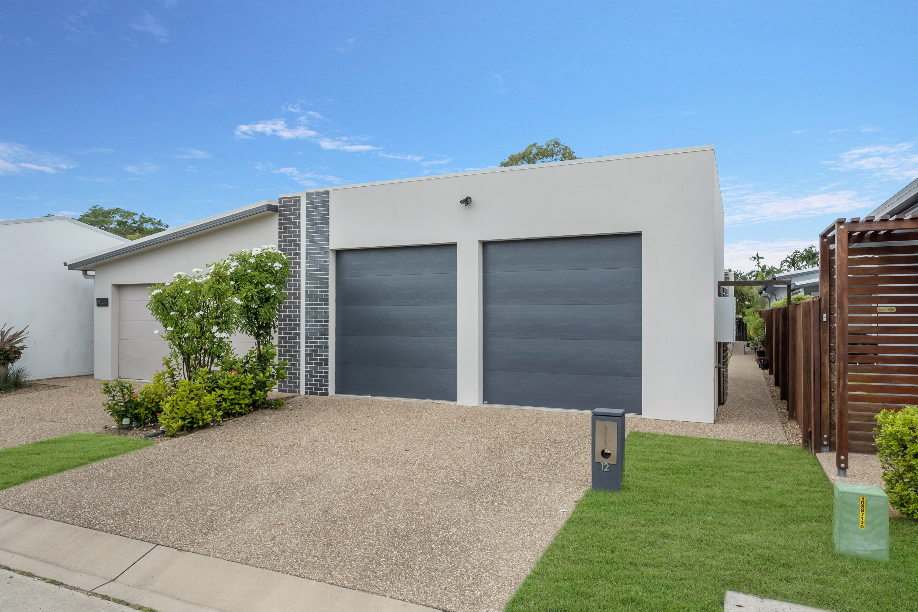 12 Castleview Lane, Garbutt - Thumbnail 4
