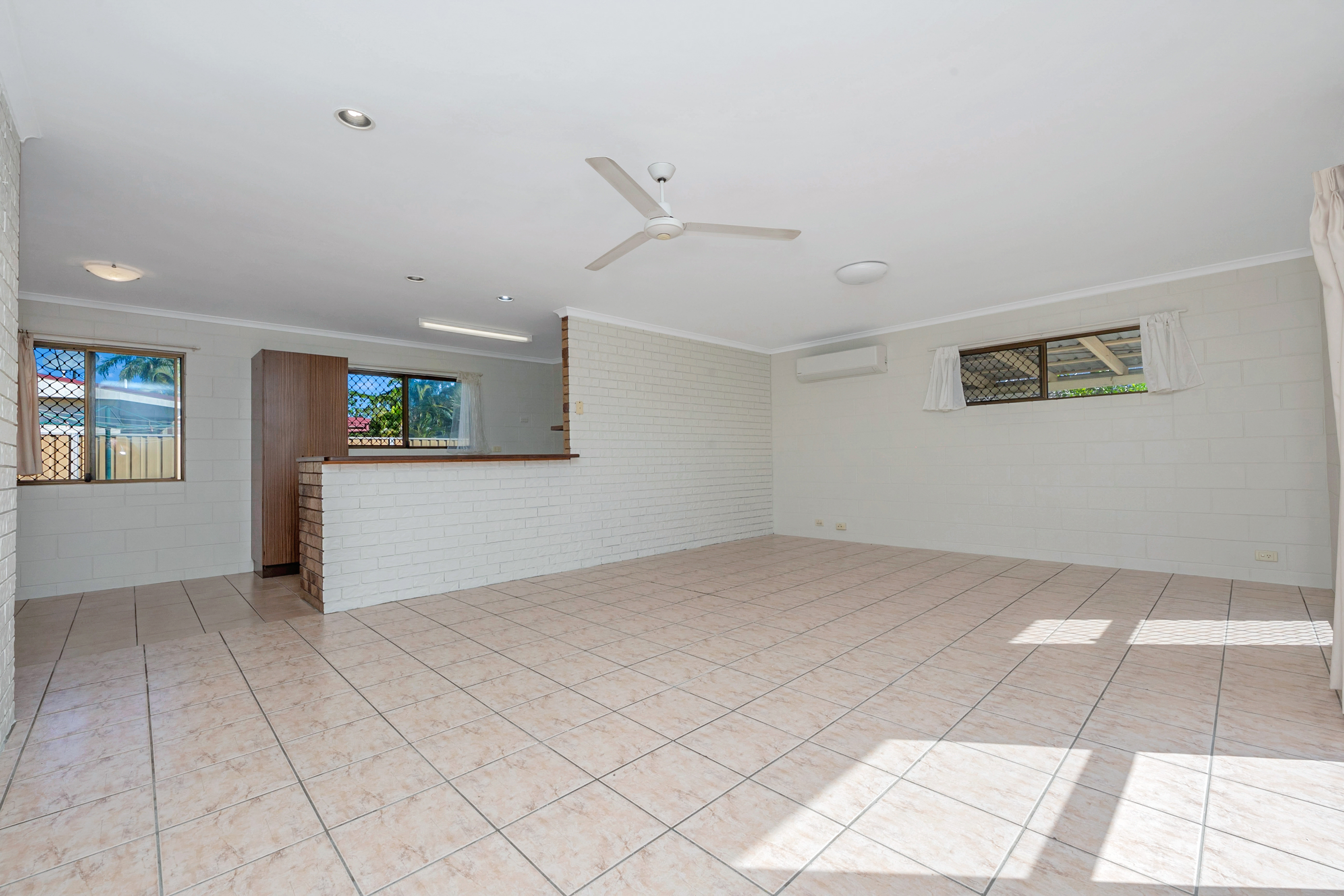 1471 Riverway Drive, Kelso - Thumbnail 2