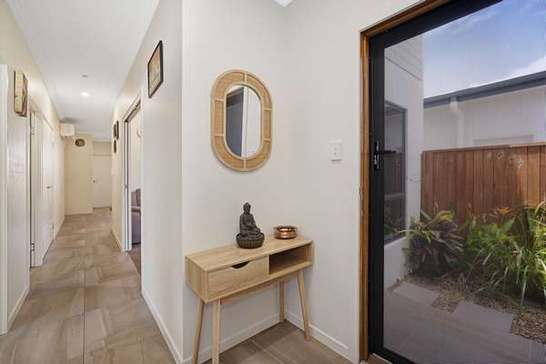 17 Castleview Lane, Garbutt - Thumbnail 4