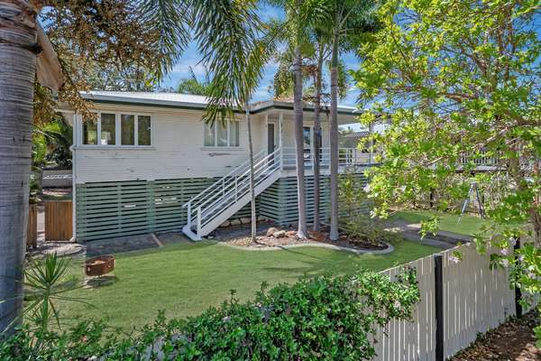57 Undara Avenue, Cranbrook - Thumbnail 4