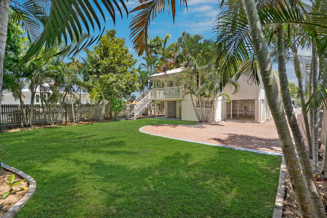 84 Kings Road, Hyde Park - Image 1