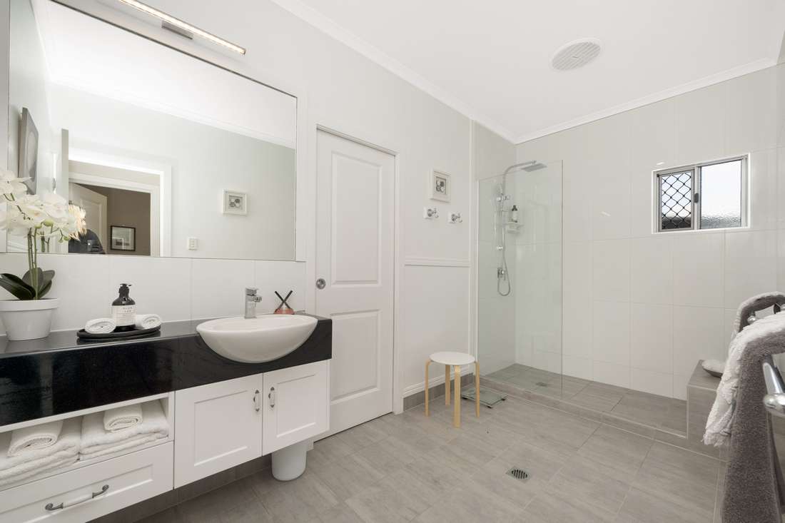 11 Anderson Street, Railway Estate - Thumbnail 6