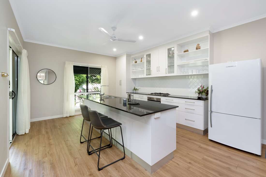 11 Anderson Street, Railway Estate - Thumbnail 3