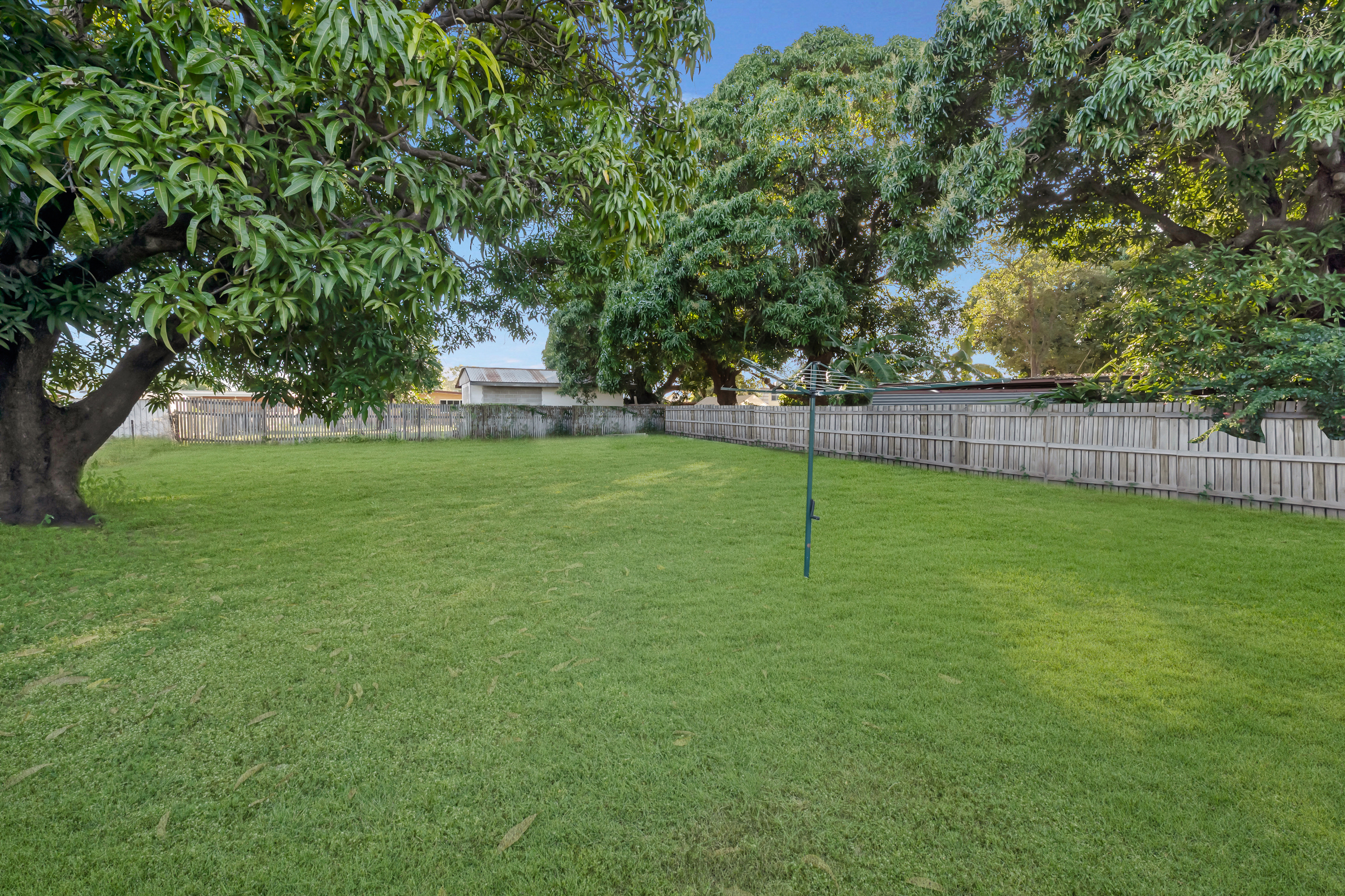 137 Findlater Street, Oonoonba - Thumbnail 2