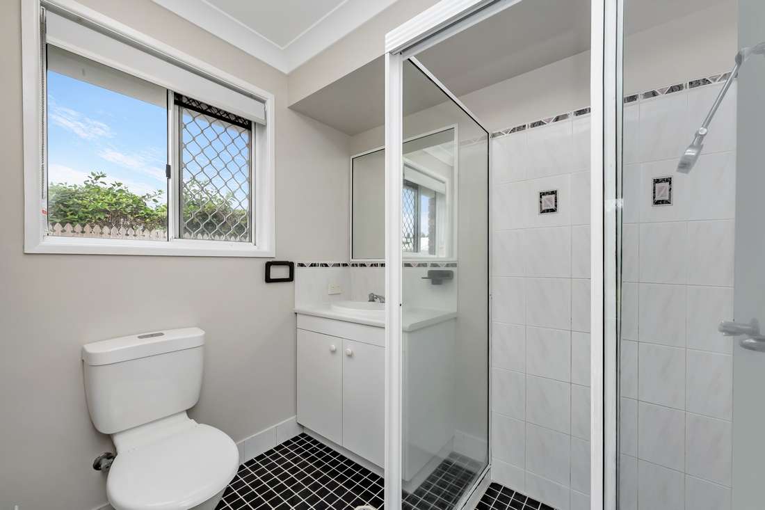 79 Cypress Drive, Annandale - Thumbnail 8