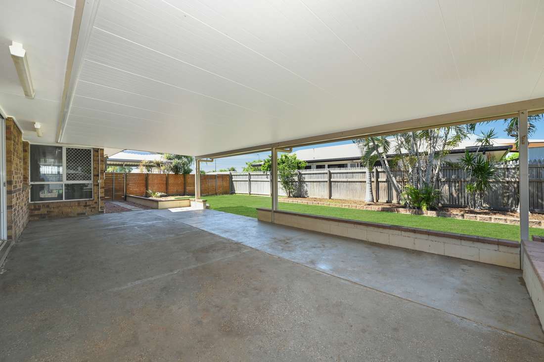 61 Glenrock Drive, Rasmussen - Thumbnail 2