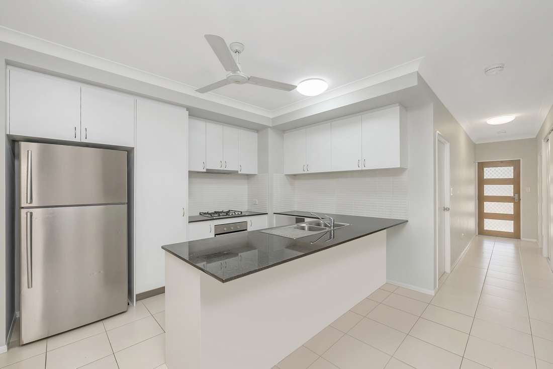 24 Bushlark Street, Oonoonba - Thumbnail 3