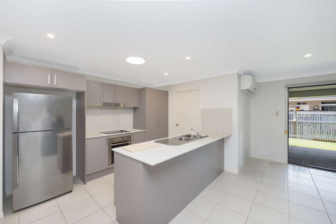 2 Cassinia Street, Mount Low - Thumbnail 4