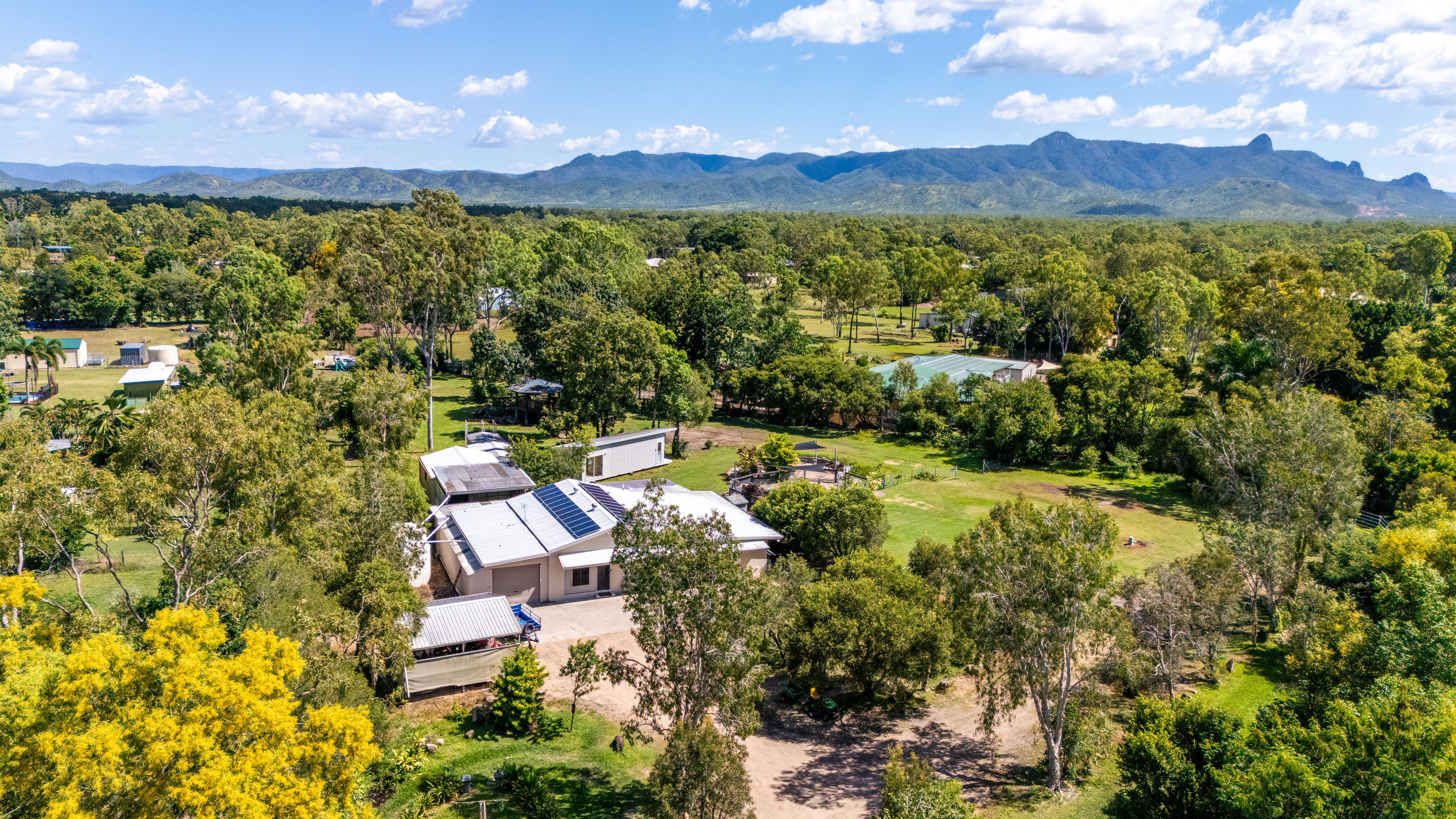 53 Melrose Crescent, Kelso - Thumbnail 2