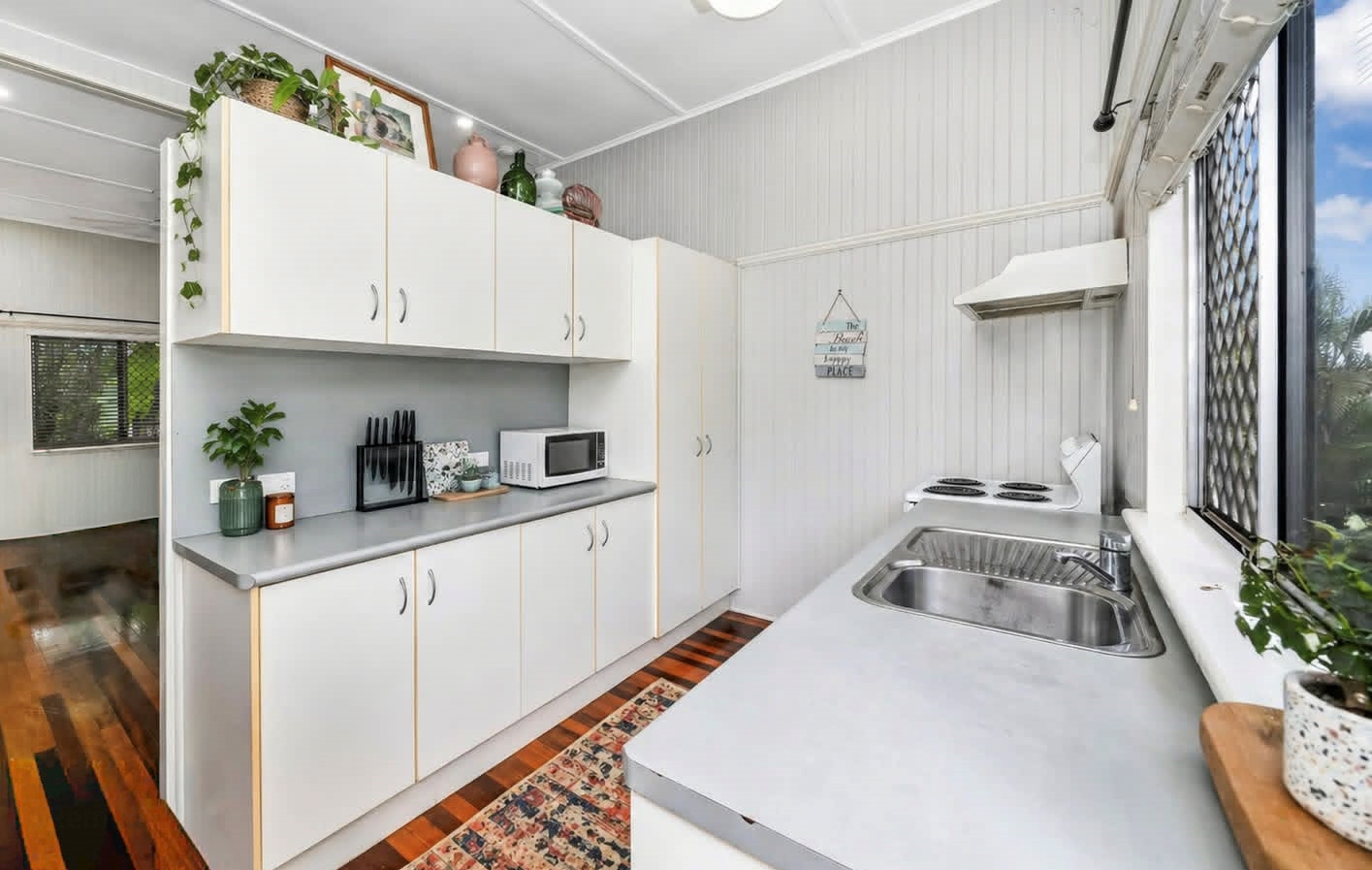 1/21 Lothair Street, Pimlico - Thumbnail 3