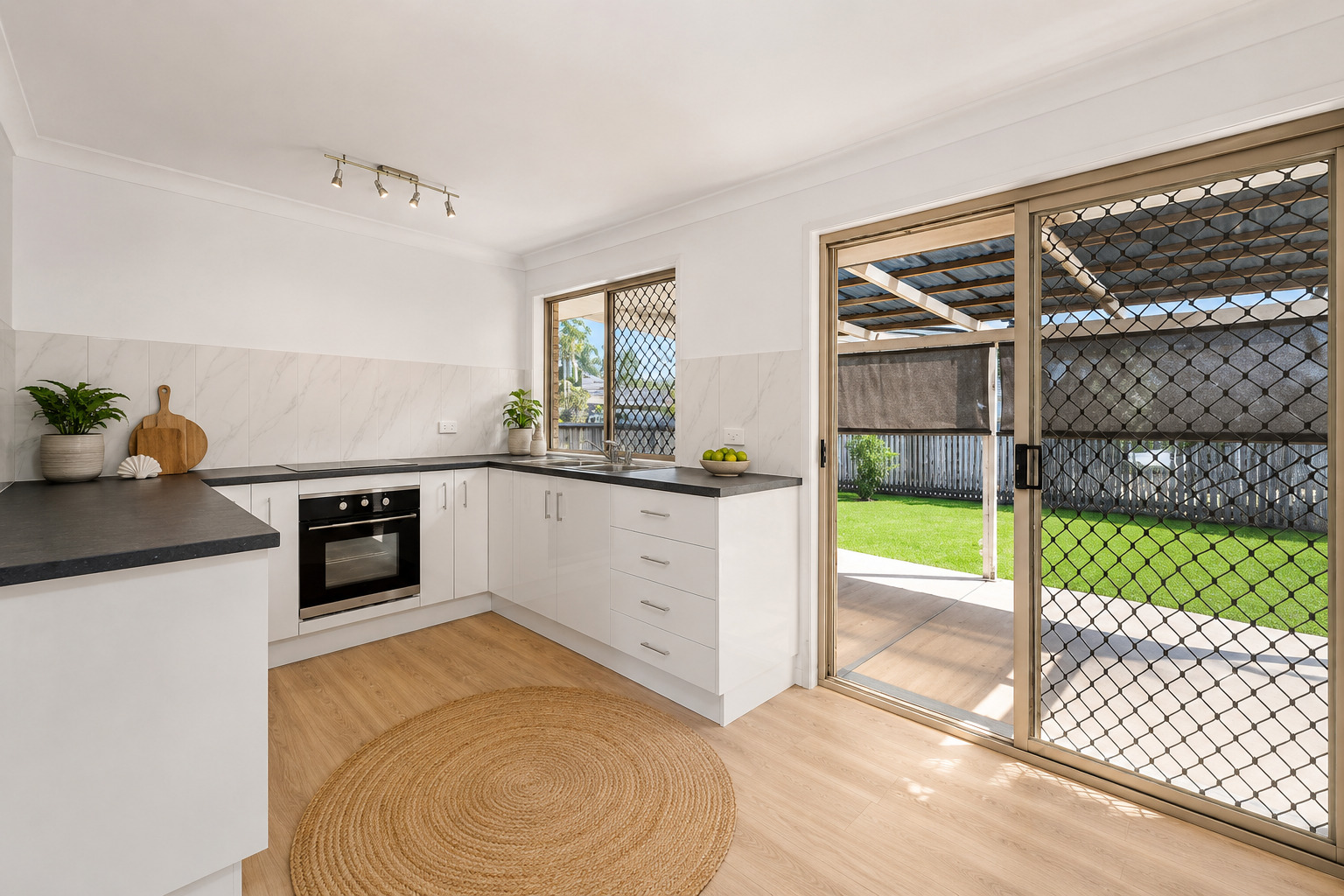 2 Newsholme Avenue, Deeragun - Thumbnail 2