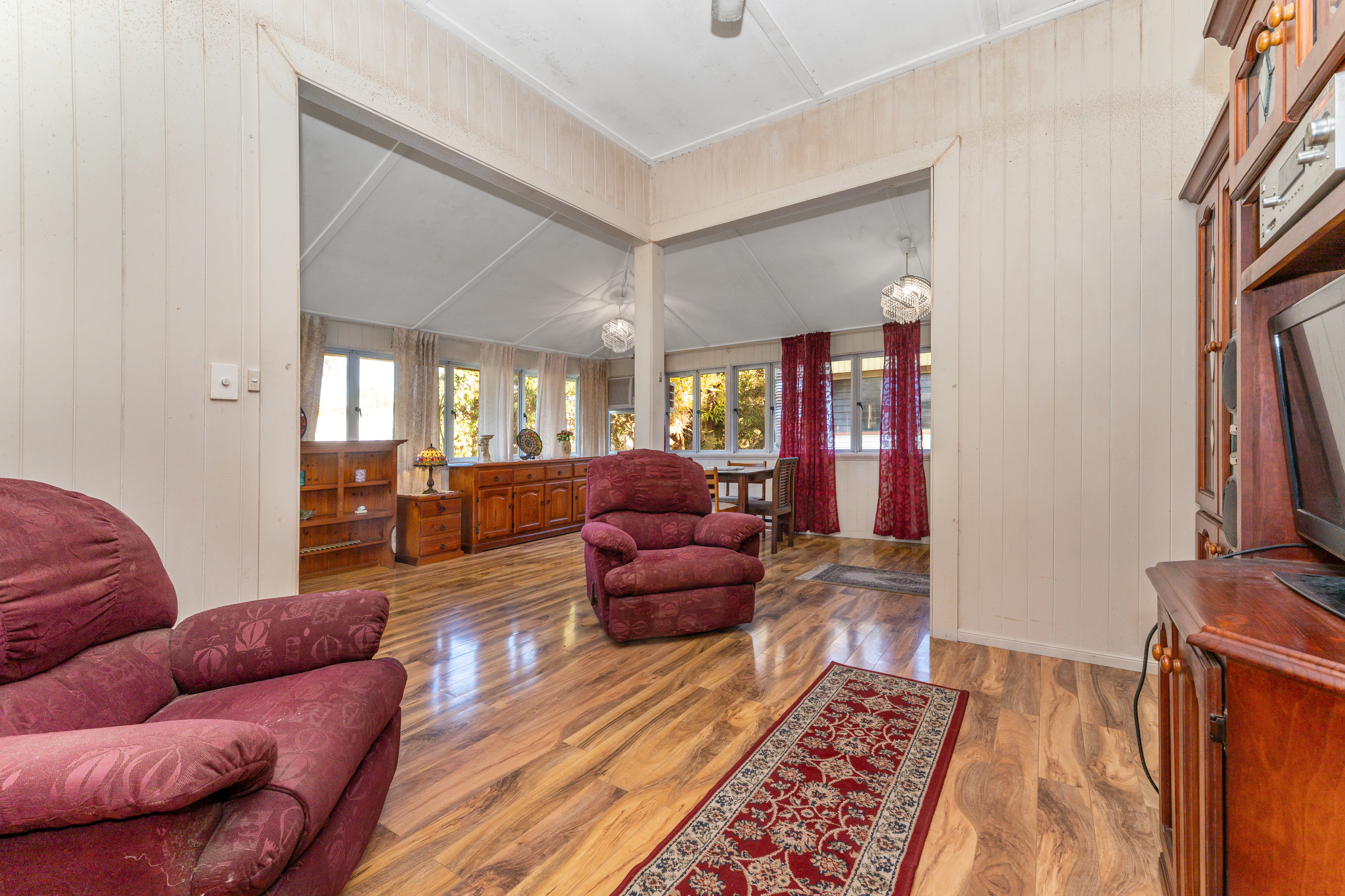 4 Alroy Street, Pimlico - Thumbnail 4