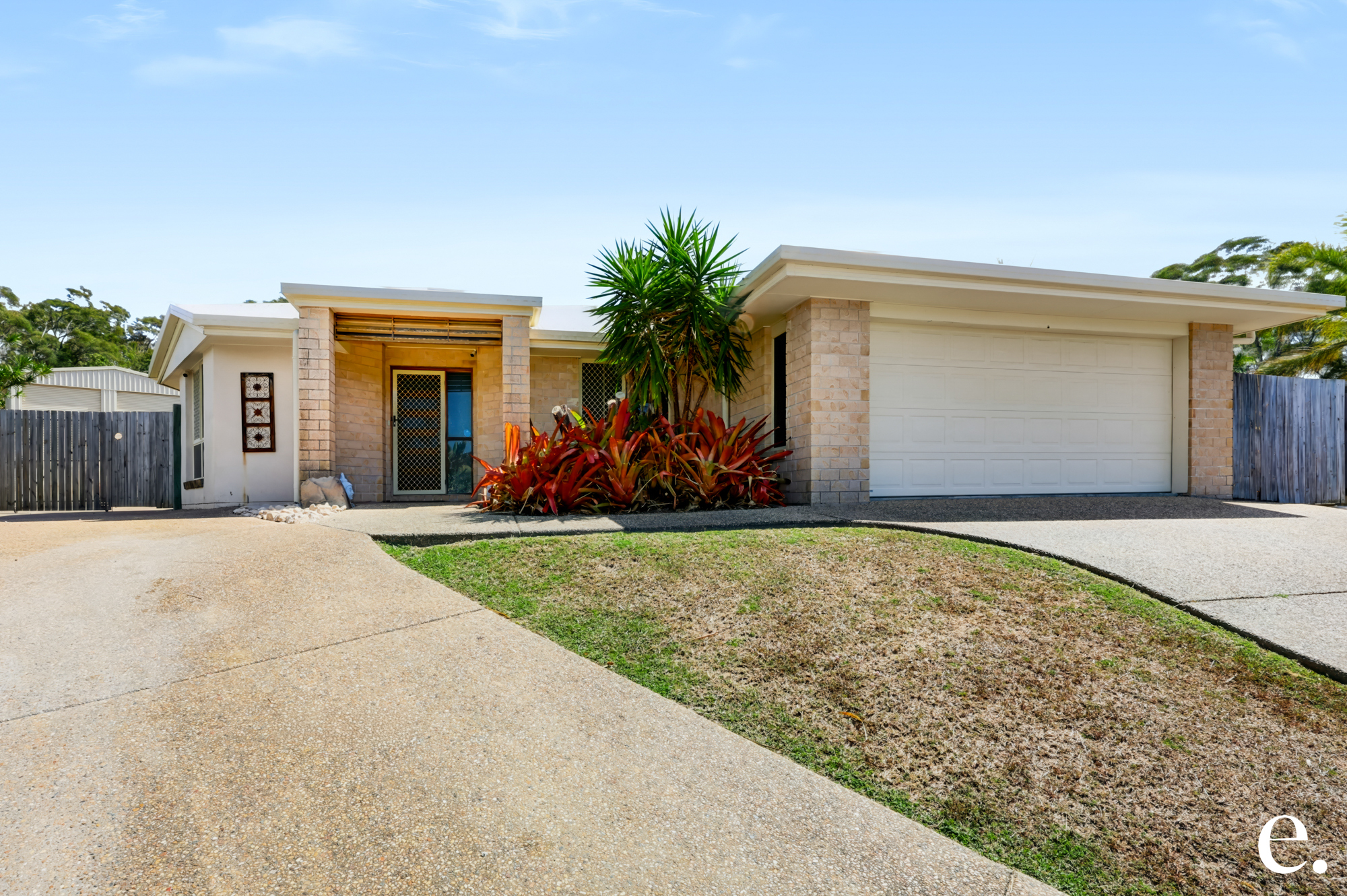 15 Brook Side Close, Yeppoon - Image 1