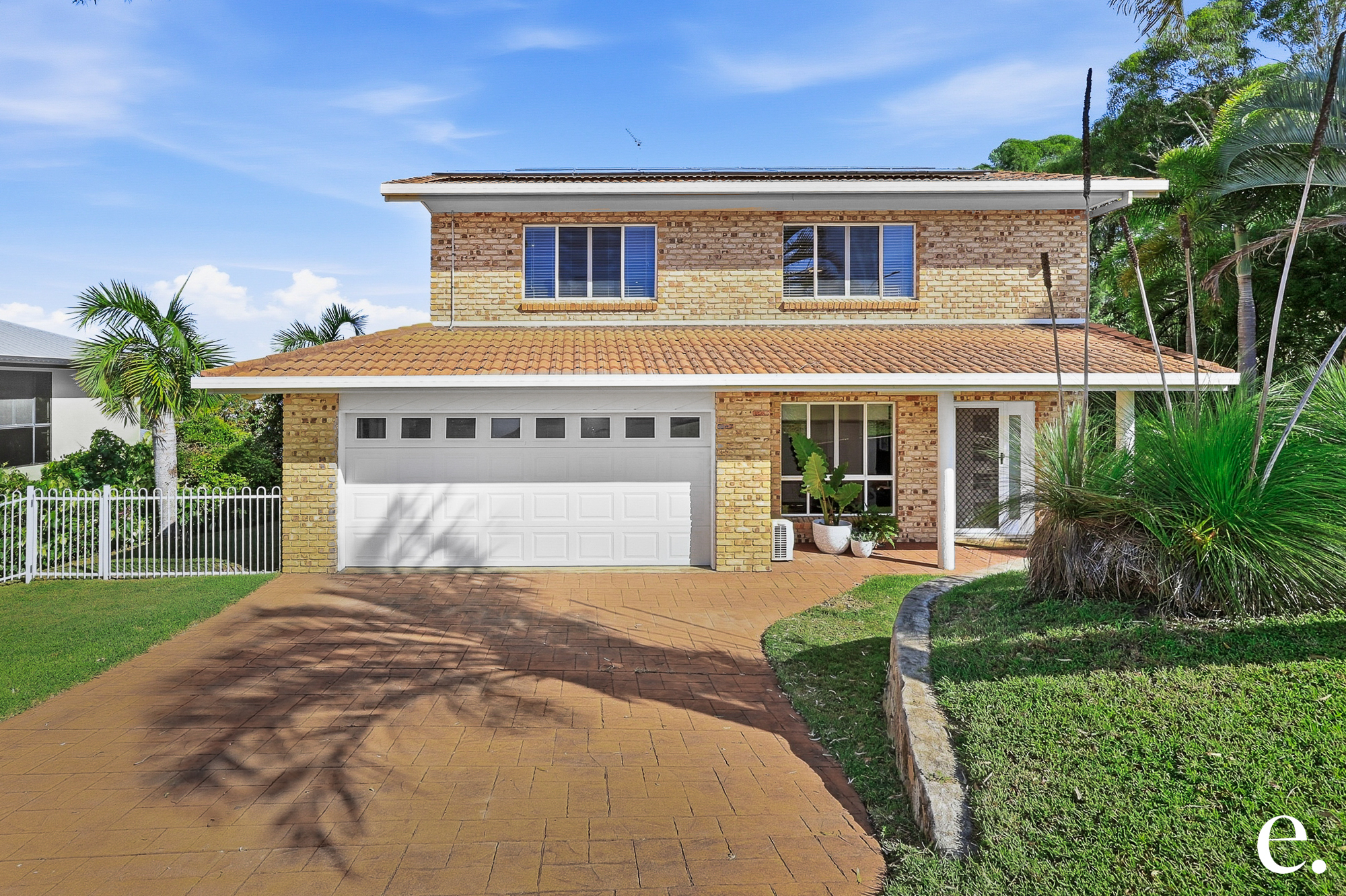 5 Tabor Drive, Lammermoor - Image 1