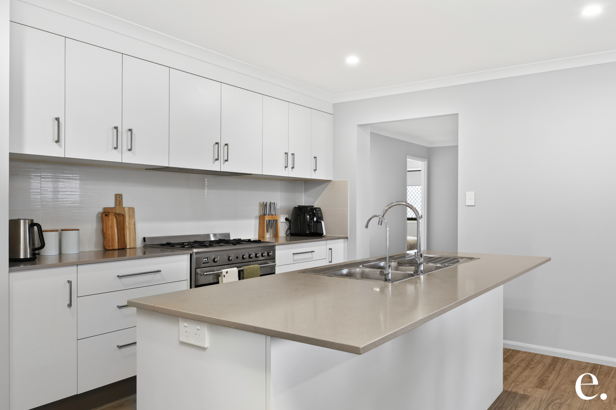 17 Keppel View Drive, Tanby - Thumbnail 6