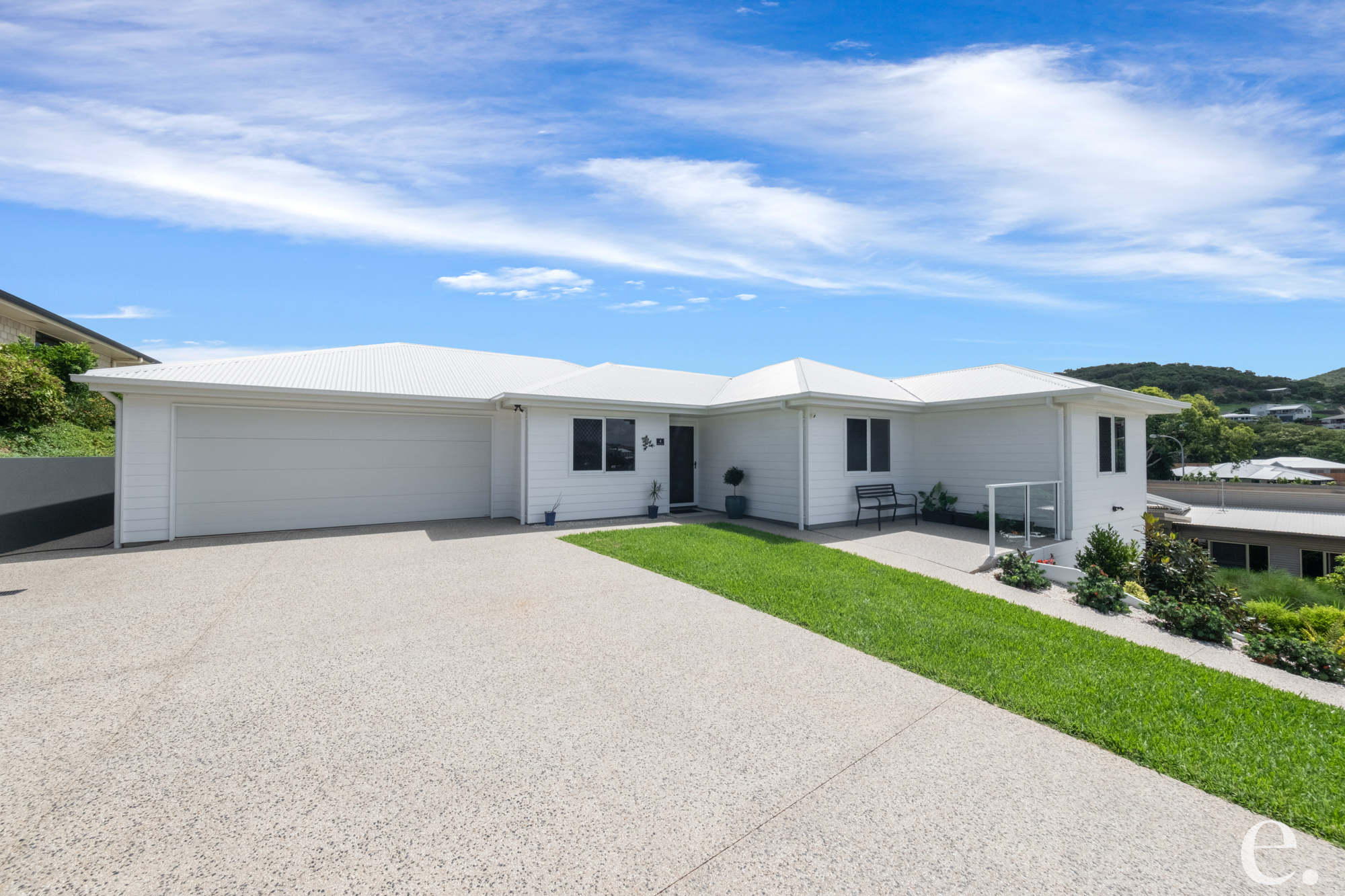4 Mavis Close, Pacific Heights - Thumbnail 2
